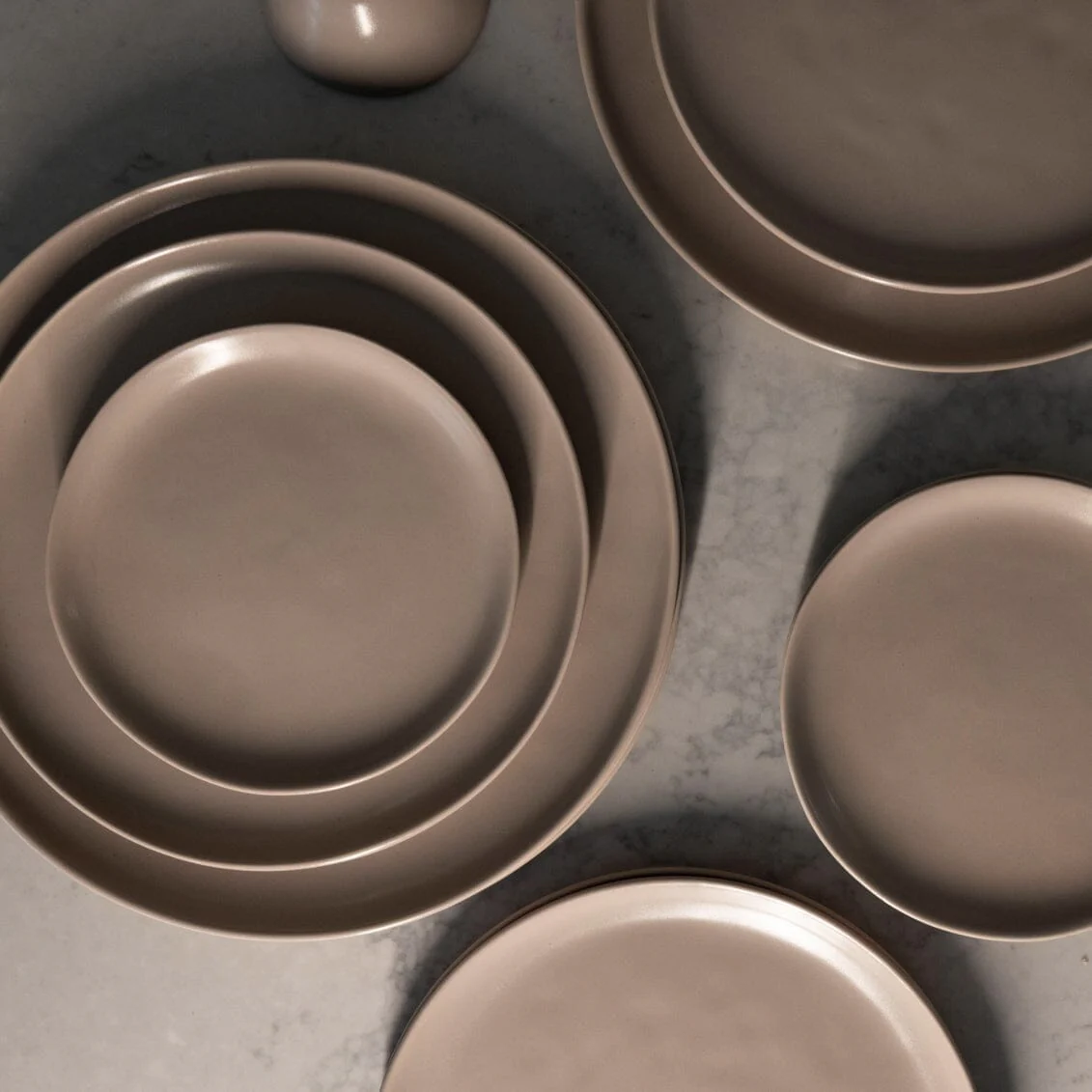 Dinner Plates - Image 26